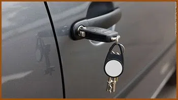Interstate Locksmith Shop Norco, CA 951-602-1399 - 18-car-unlock