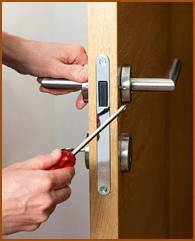 Interstate Locksmith Shop Norco, CA 951-602-1399 - 7-lock-installation